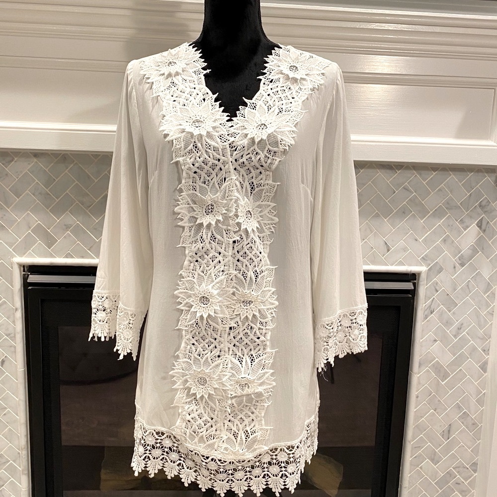 Solitaire flower appliqué swim cover